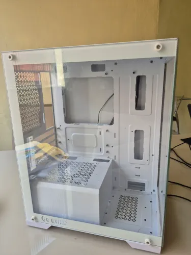 Gabinete tipo aquário usado.