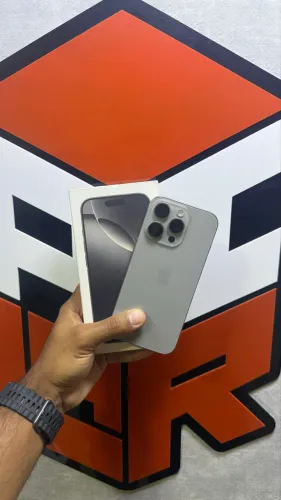 iPhone 16 pro 128gb