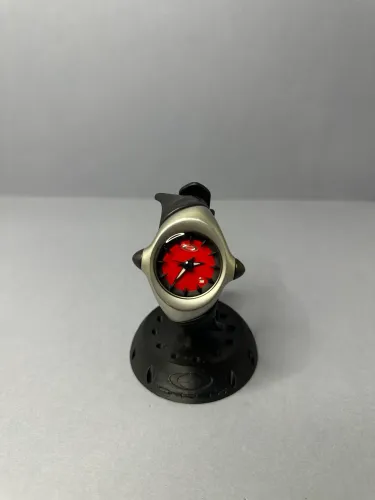 Crush 1.0 Red Dial
