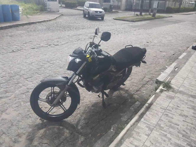 Honda Fan 160 - 2016 (capa de revista)