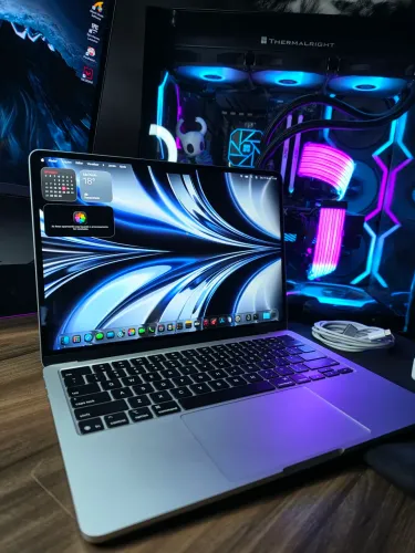 MacBook Air M4 13' SpaceGrey 16GB RAM, 256GB SSD - Novo Completo