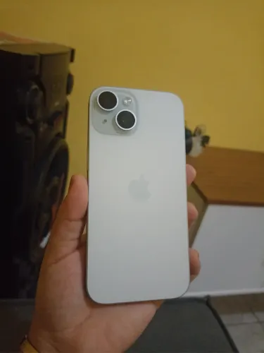 iPhone 15 128gb 94% de bateria 