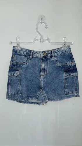 Saia Jeans Cargo com Bolsos Laterais - Tam. 38