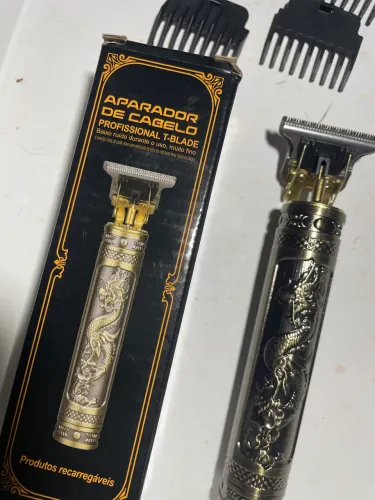 Máquina de cortar cabelo aparador de pelos barbeador 