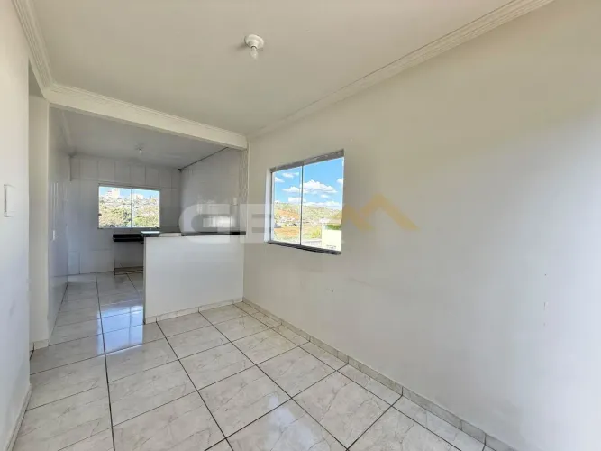 Apartamento à Venda com 03 Quartos no Bairro Interlagos em Divinópolis MG.