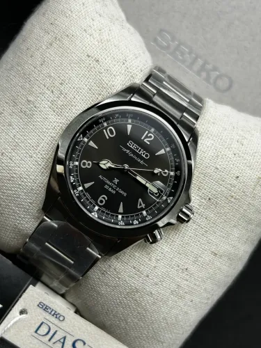 Relógio Seiko Prospex Alpinist (modelo SPB505)