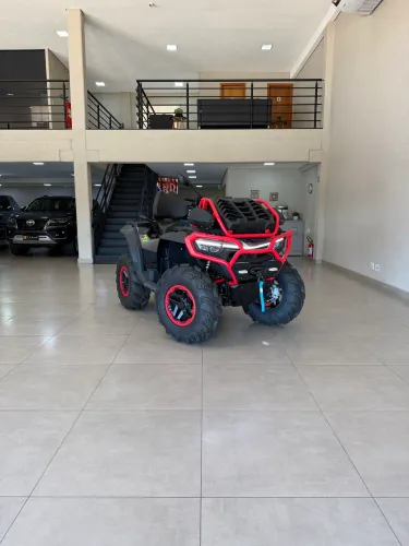 Quadriciclo Cforce 1.000 MV