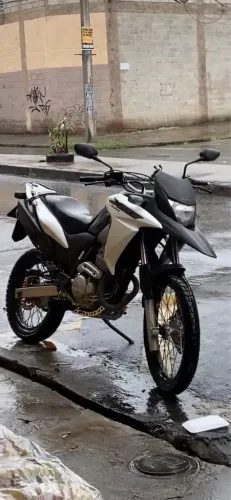 Xre 300 2016