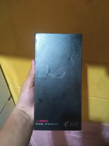 Vendo ou troco rog phone 5 (leia a descrição)