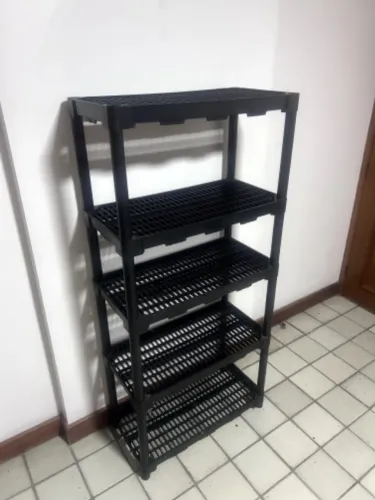 ESTANTE DE PLÁSTICO SUPER RESISTENTE 