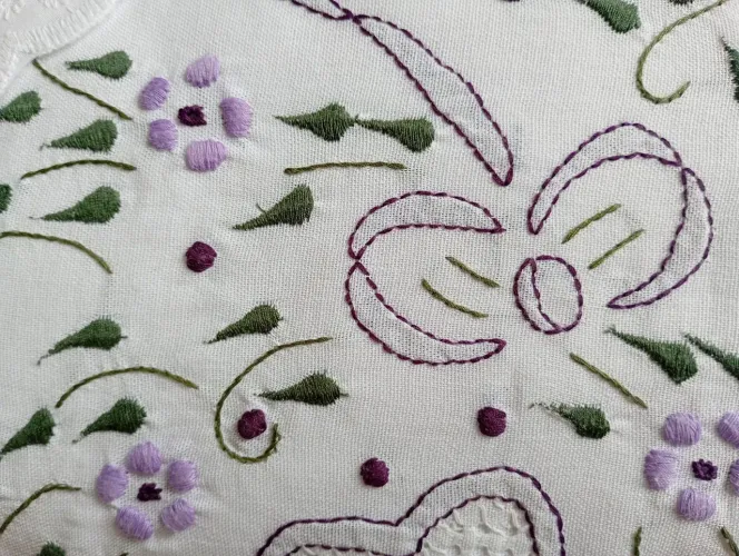 CONJUNTO DE ROUPA DE CAMA DE CASAL 4 PEÇAS BORDADO!