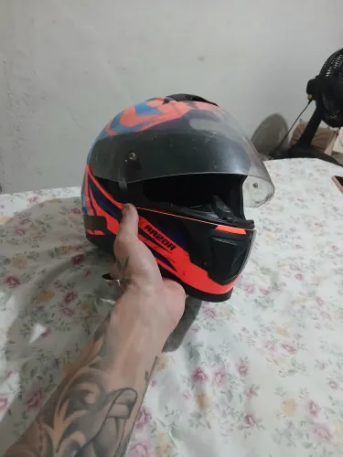 Capacete norisk 