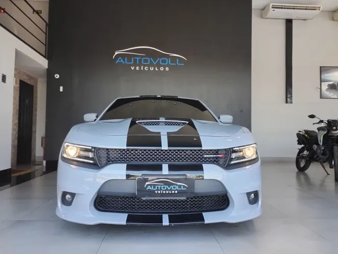 Dodge Charger R.7 R/T Hemi V8 Gasolina 4P AUT 2021