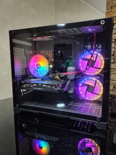 PC GAMER i5 9400F + RX 5500 XT | 16GB RAM | SSD + HD | RGB