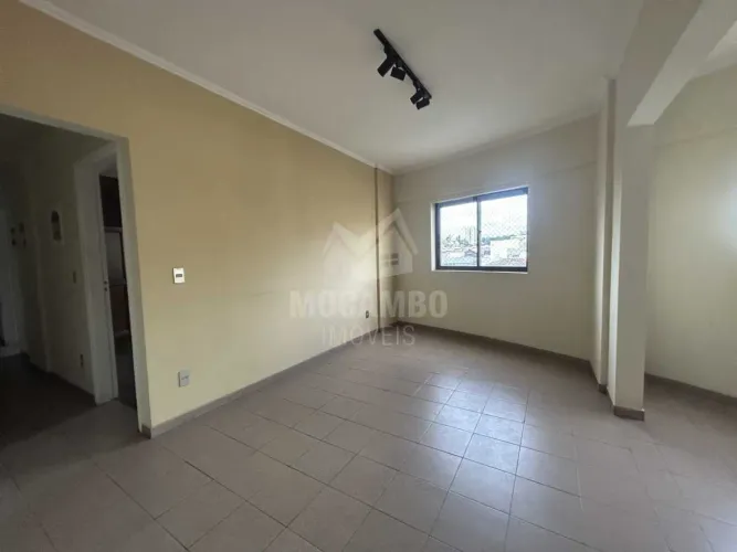 Apartamento : / Residencial / Centro