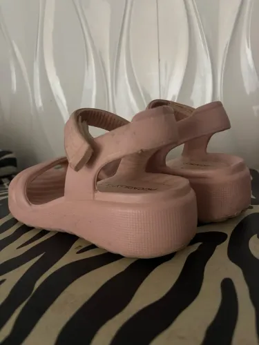 Sandália plataforma feminina 35 linda!!