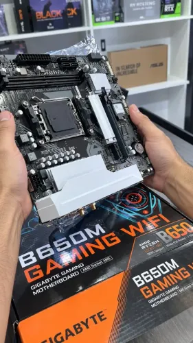 Placa Mãe Gigabyte B650M Gaming WIFi