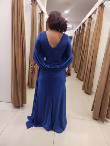 Vestido azul com brilho