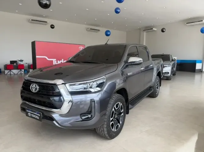 Toyota Hilux CD SRV 4X4 2.8 TDI Diesel Aut. 2024