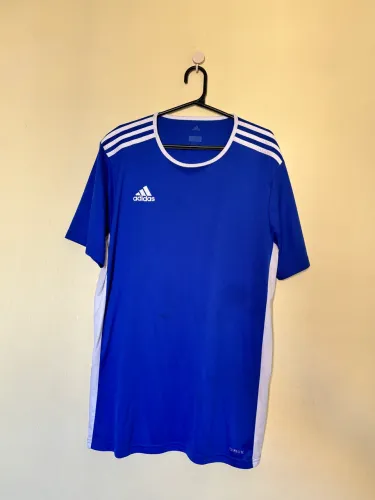 Camisa adidas Colors - Tamanho G - original 
