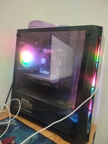 PC GAMER i5-10400F + GTX 1650 + 16GB RAM