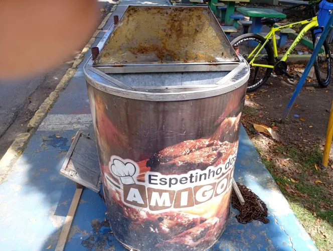 Carroça Espetinho