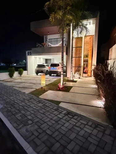 Mansão à Venda no Condomínio Horizontes