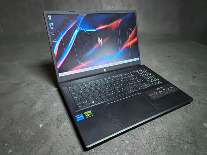Notebook Gamer Nitro v15 i7 13th rtx 4050 16gb 165hz zero