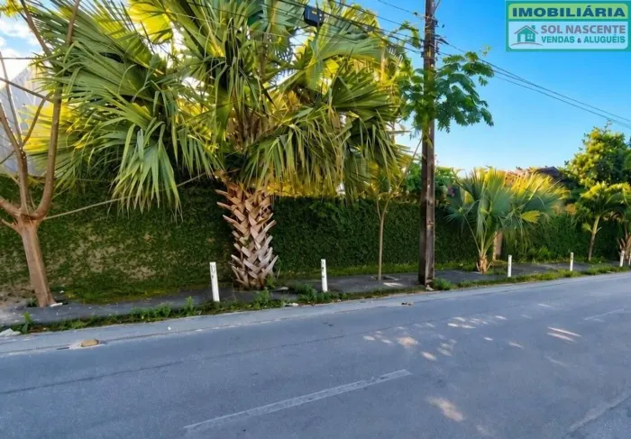 Casa com 6 dormitórios para alugar, 420 m² por R$ 10.365/mês - Engenheiro Luciano Cavalcan