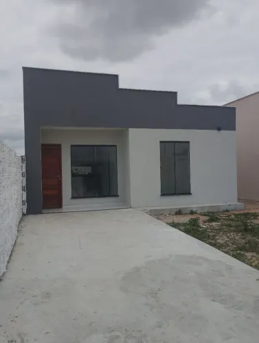 Aluga-se casa em extremoz