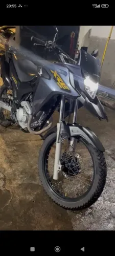 XRE 300 2022 