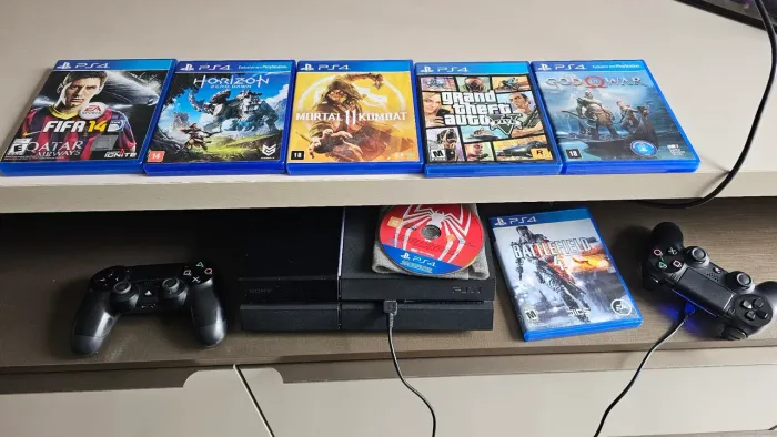 Playstation 4 fat 500gb 2 controles