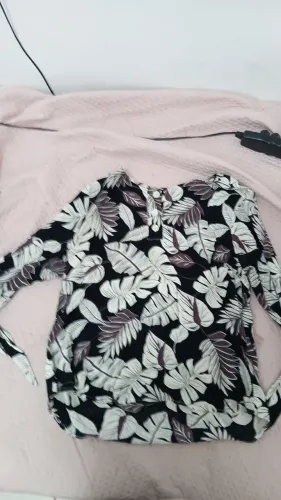 Blusa mom fashion de alfaiataria