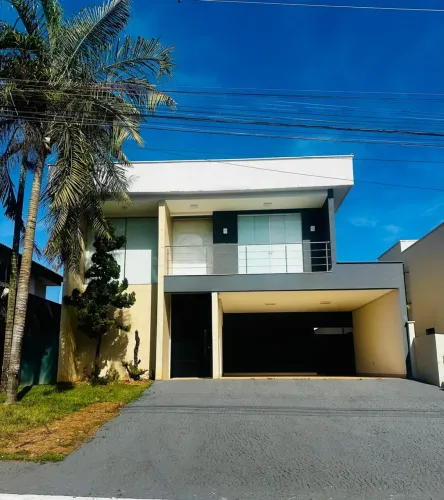 Sobrado para aluguel possui 250 metros quadrados com 4 quartos em Jardins Madri - Goiânia 