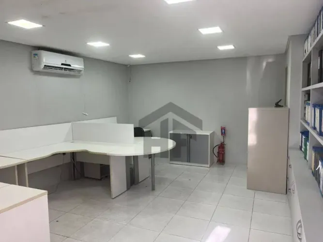 Sala Comercial de 32m² para alugar, localizada em Campo Grande, Recife - Pernambuco.