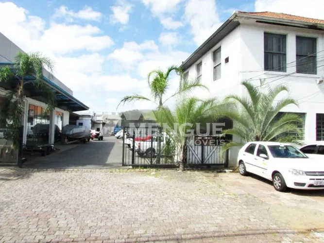 Aluga-se depósito no Navegantes com 70m² por R$ 2.000,00.