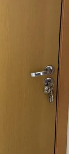 FECHADURA PADO PARA PORTAS- FUNCIONANDO PERFEITAMENTE