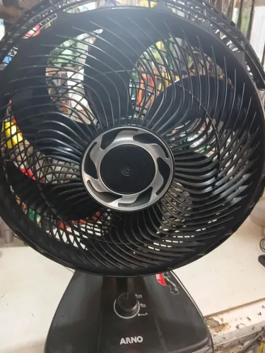Ventilador Arno Turbo Force 40 cm., mesa 