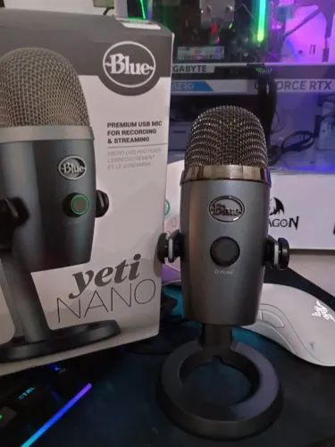 Logitech Blue Yeti Nano - Novo/Excelente