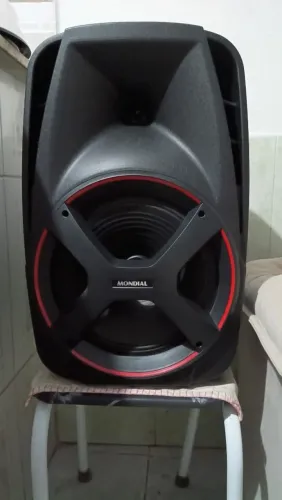 Vendo caixa de som via bluetooth 550w