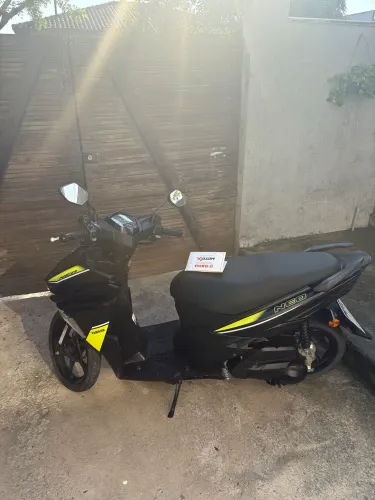 Yamaha Neo 2024 - 8 Mil Km - Único Dono - Oportunidade! 
