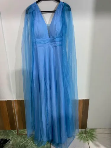 vendo vestido de noiva, usado apenas uma vez, no dia do casamento 