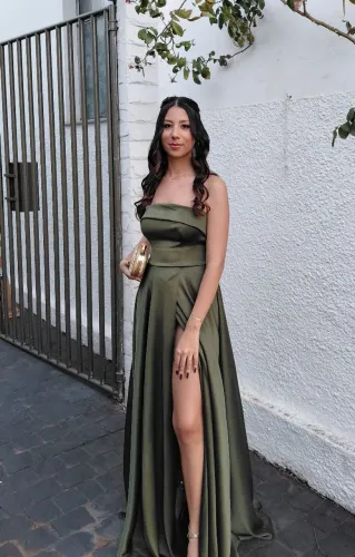 VESTIDO DE FESTA VERDE OLIVA TOMARA QUE CAIA