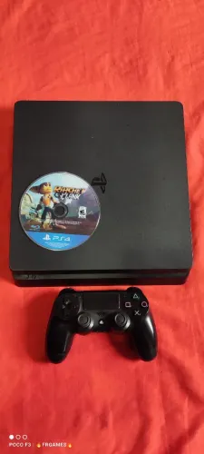 PS4 slim 1TB
