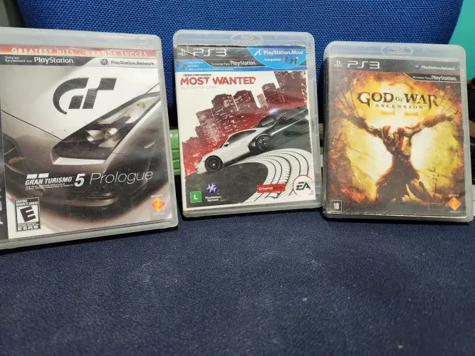 Jogos em mídia física PS3 originais.