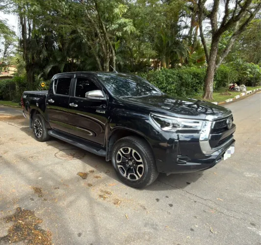 Toyota Hilux CD SRX 4X4 2.8 TDI 16V Diesel Aut. 2021