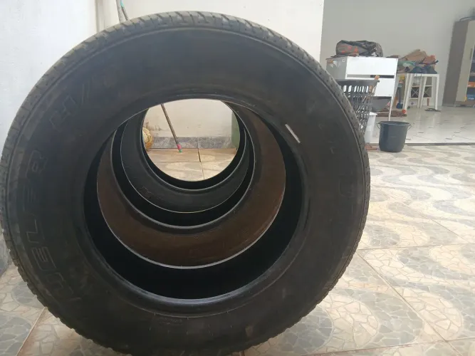 3 Pneus usados