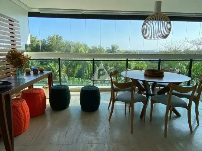 Apartamento à venda, 03 quartos, 03 suítes, 03 vagas, Royal Green Península, Barra da Tiju