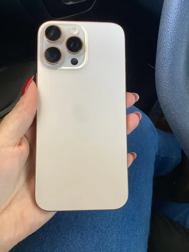 Vendo IPhone 16 Pro Max