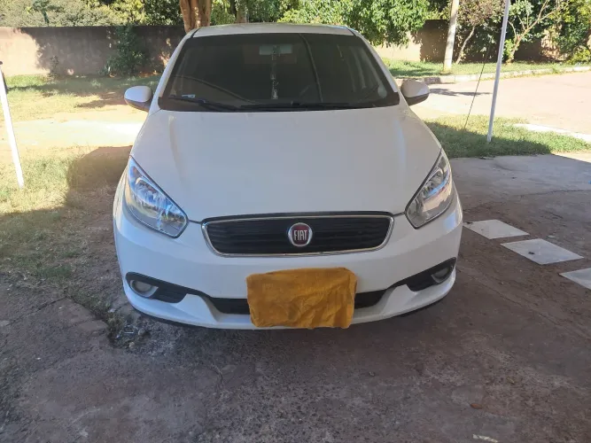 Fiat Grand Siena Attractive 1.0 Flex 8V 4P 2017